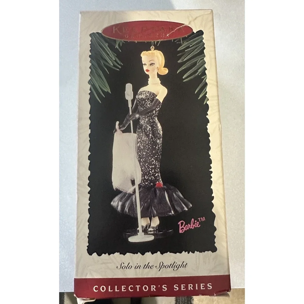 1995 Hallmark Keepsake Ornament Barbie Solo in the Spotlight #2 In‎ Series.